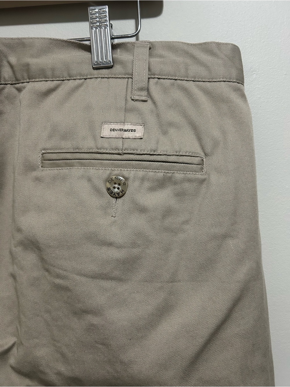 Denver Hayes Men's Pleated Chinos in Khaki - Picture 5 of 11